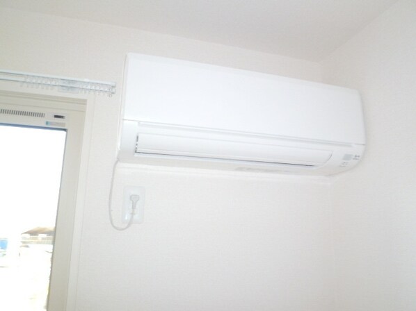 クローカスNIIZA Aの物件内観写真